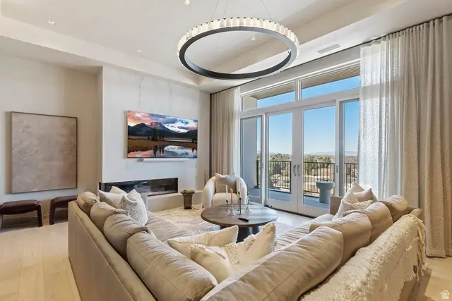 1920 E Rodeo Walk Dr Dr S, Holladay, UT 84117 - #3