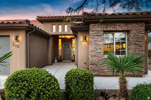 210 W Talon Ct, Ivins, UT 84738