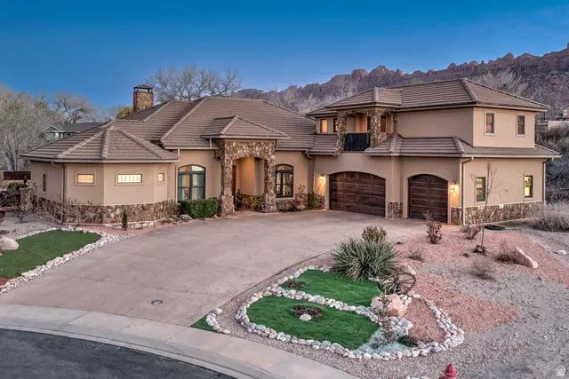 2520 Willow Creek Rd, Moab, UT 84532 - #1