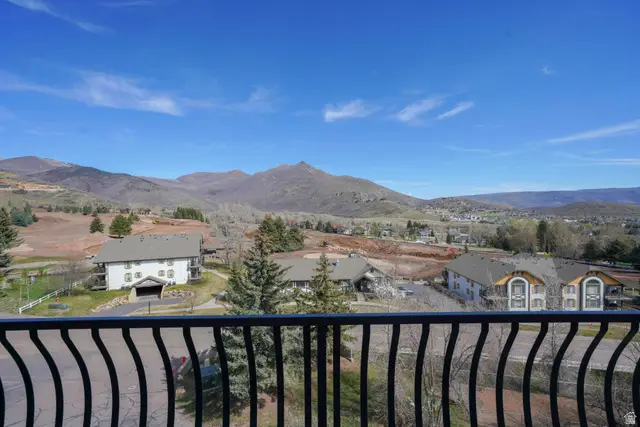 882 W Schneitter Cir, Midway, UT 84049 - #1