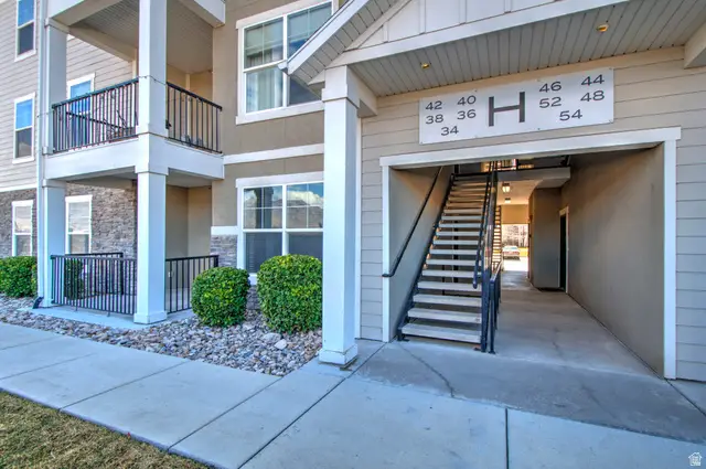 34 W Silver Springs Dr, Vineyard, UT 84059 - #1