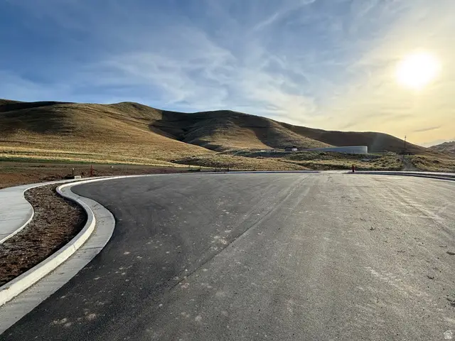 616 E Berkshire Dr S, Tooele, UT 84074 - #3