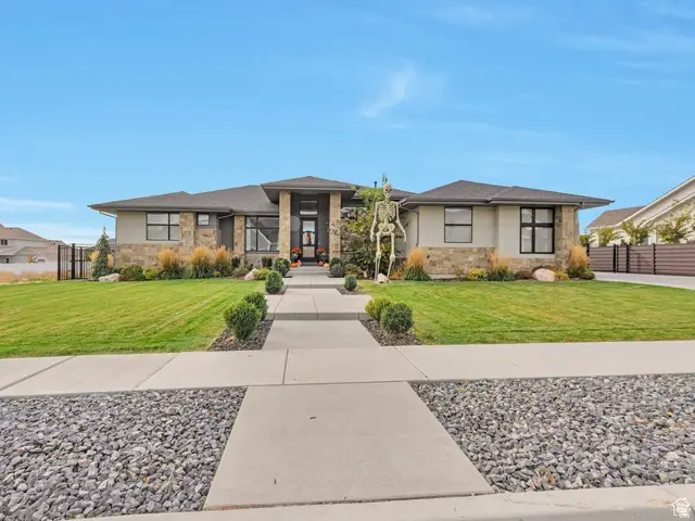 15 N Morning Mist Ln, Kaysville, UT 84037 - #1