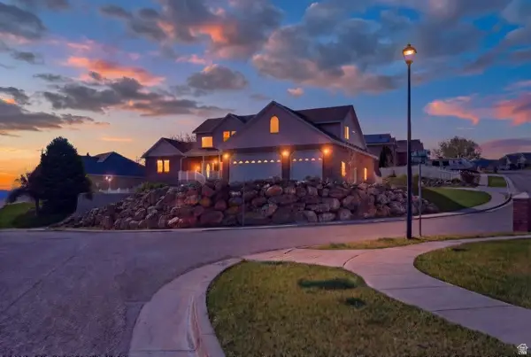 1035 N Valley Dr, Tremonton, UT 84337 - #2