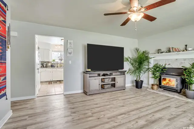 12669 S Old Fort Dr, Riverton, UT 84065 - #3