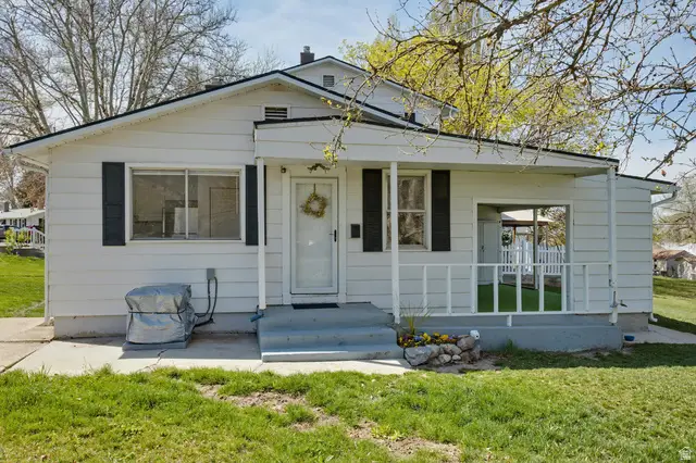 3813 S Grandview Dr E, Ogden, UT 84403 - #1