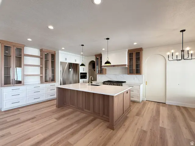 770 E Mountain Rd, North Ogden, UT 84414 - #2