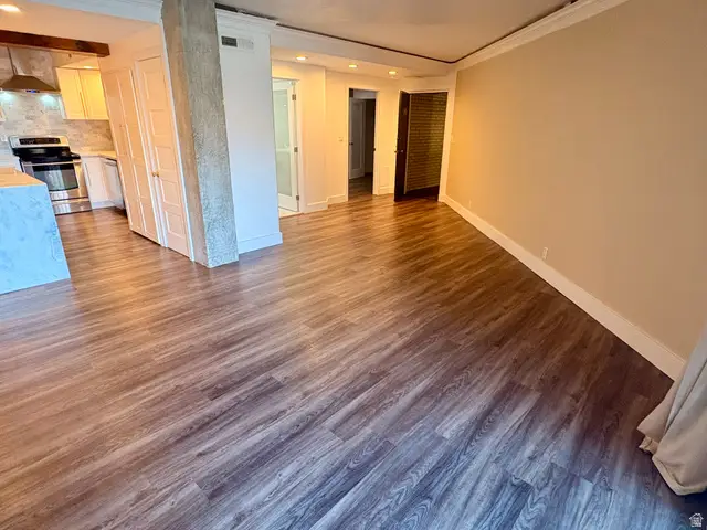 900 S Donner Way E #105, Salt Lake City, UT 84108 - #3