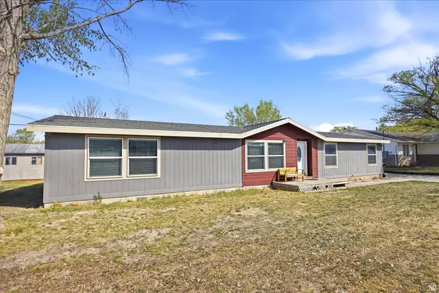 348 W 200 N, Santaquin, UT 84655 - #2