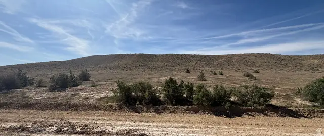 3100 E 5600 Goose Ranch Rd S, Vernal, UT 84078 - #2