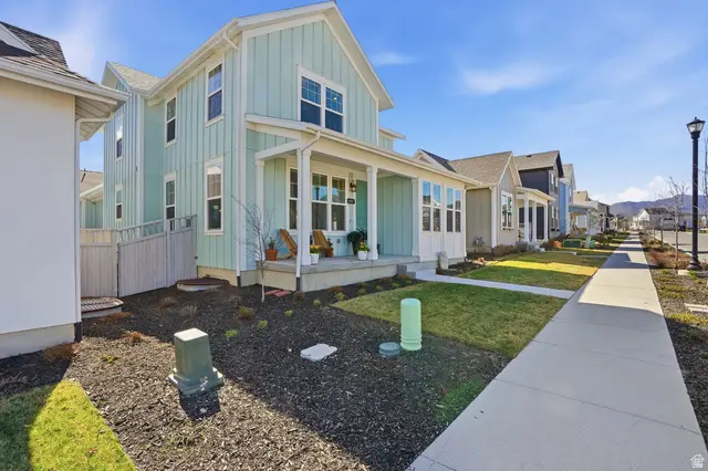 6911 W Docksider Dr, South Jordan, UT 84009 - #3