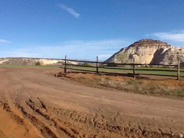 1345 S 1070 E, Boulder, UT 84716 - #1