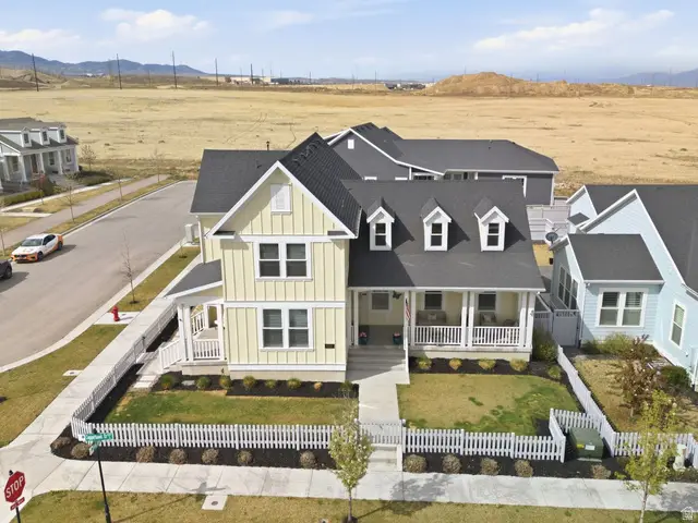 6284 W Copper Hawk Dr, South Jordan, UT 84009 - #1