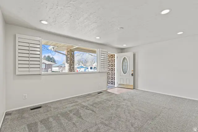 813 Canyon Rd, Ogden, UT 84404 - #3