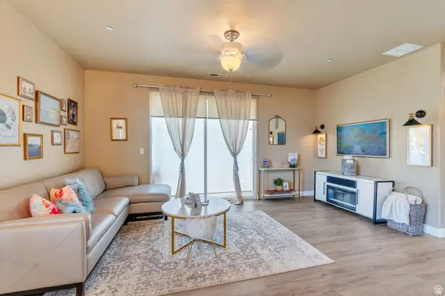 10706 S Topview Rd, South Jordan, UT 84009 - #2