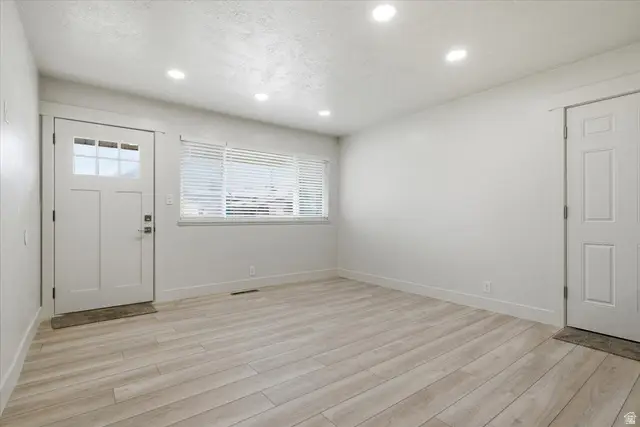 282 E 740 N, Orem, UT 84057 - #3