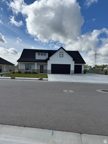 2295 S 3150 W, West Haven, UT 84401