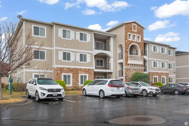 1977 N Crest Rd #1977, Saratoga Springs, UT 84045 - #2