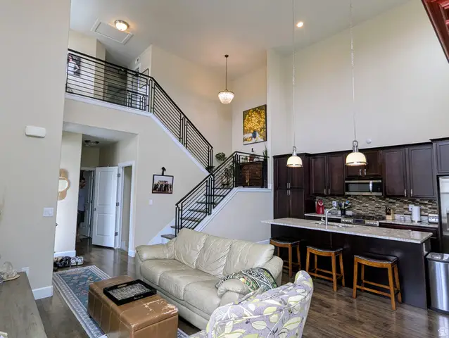 10368 S Crow Wing Dr, South Jordan, UT 84009 - #3