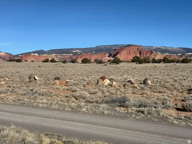 829 E 200 N, Torrey, UT 84775 - #2