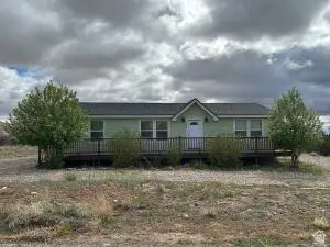255 S 800 W, Escalante, UT 84726