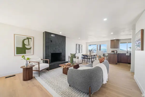 3520 S Fleetwood Dr, Salt Lake City, UT 84109