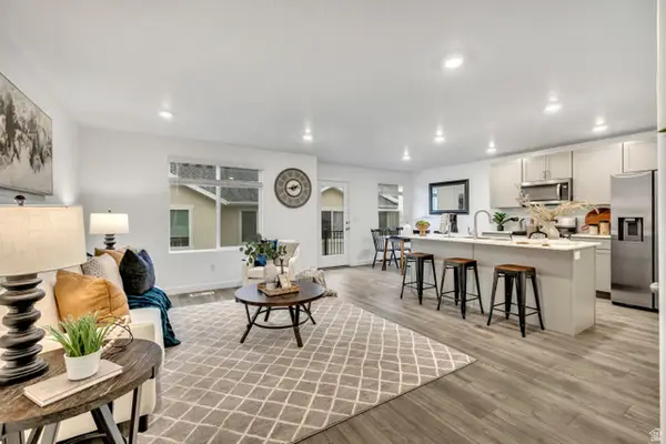 8546 W Bowie Dr, Magna, UT 84044