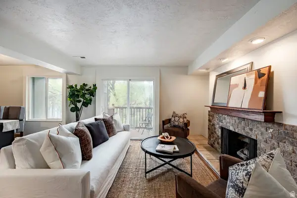 5384 S Willow Ln E #E, Murray, UT 84107