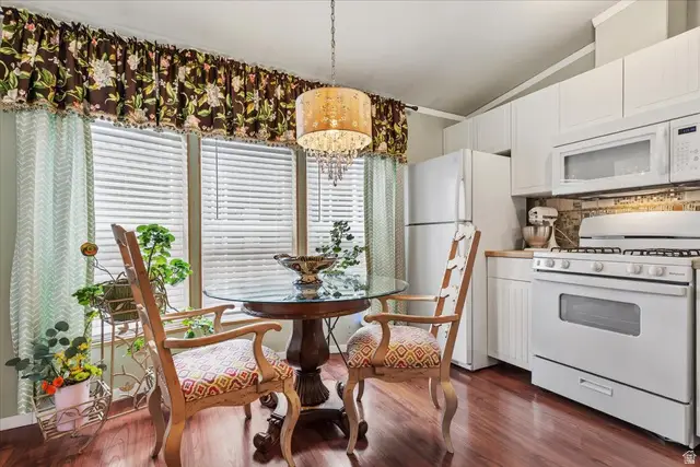 273 E Vagabond Dr, Murray, UT 84107 - #3