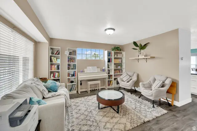 4852 W Mountain Laurel Ln S, West Jordan, UT 84088 - #3