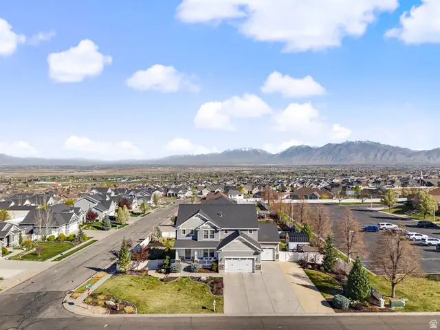 117 E Ridge View Dr, Elk Ridge, UT 84651 - #2