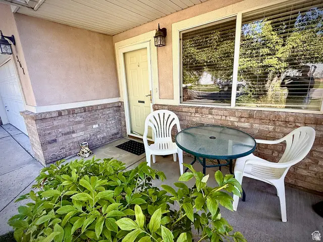 361 E 1900 N, North Ogden, UT 84414 - #2