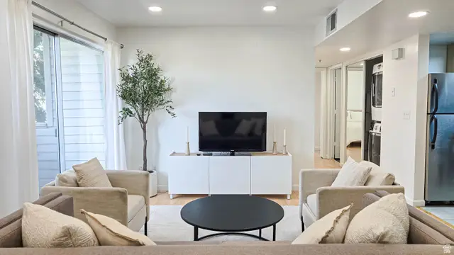 525 S 900 E #A3, Salt Lake City, UT 84102 - #1