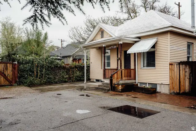 759 S Kilbourne Ct, Salt Lake City, UT 84102 - #3