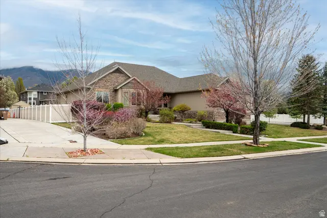 12091 S Katelyn Park Ct, Draper, UT 84020 - #3