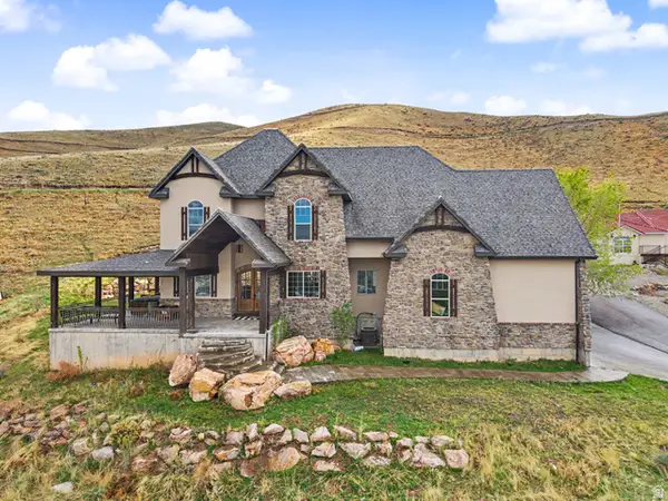 414 Meadows Dr, Tooele, UT 84074