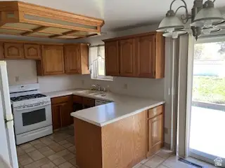 1724 N Gregory Dr, Layton, UT 84041 - #2