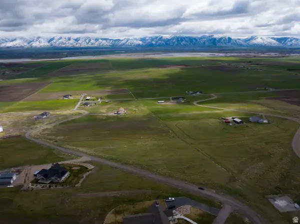 6950 W 2700 N #7, Petersboro, UT 84325