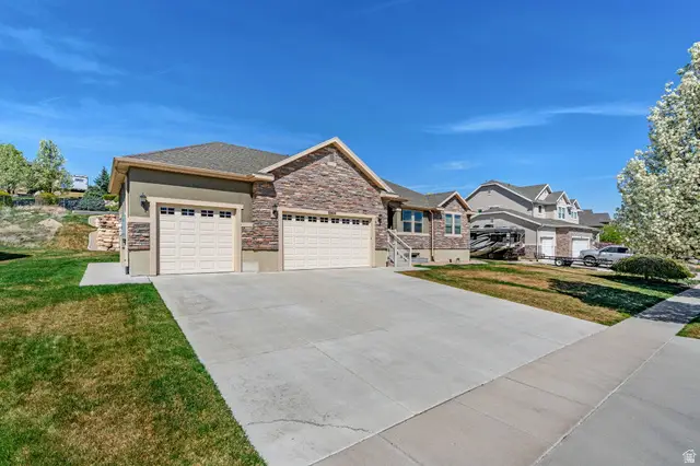 8804 S Millrace View Cir, West Jordan, UT 84088 - #3