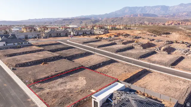 1860 W 350 N #106, Hurricane, UT 84737 - #3