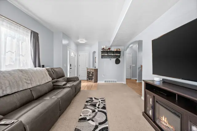 7626 S Calendula Ln W, West Jordan, UT 84081 - #2