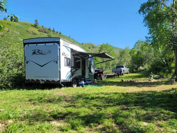 11607 Middle Fork Dr #SR16, Huntsville, UT 84317