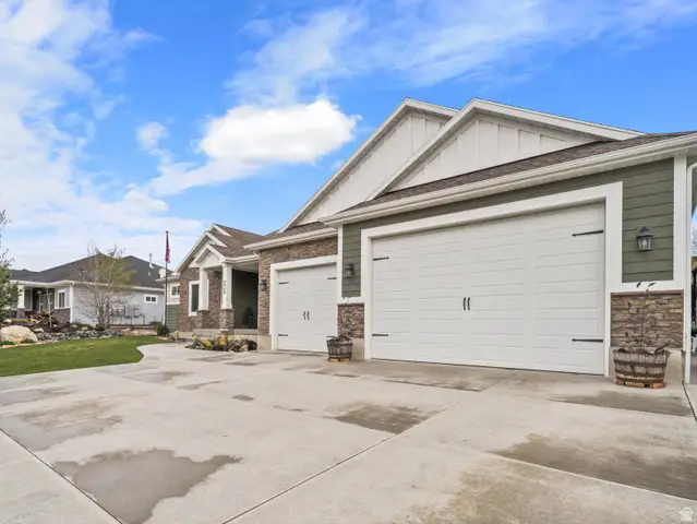 4548 N Sheep Creek Dr, Eden, UT 84310 - #3