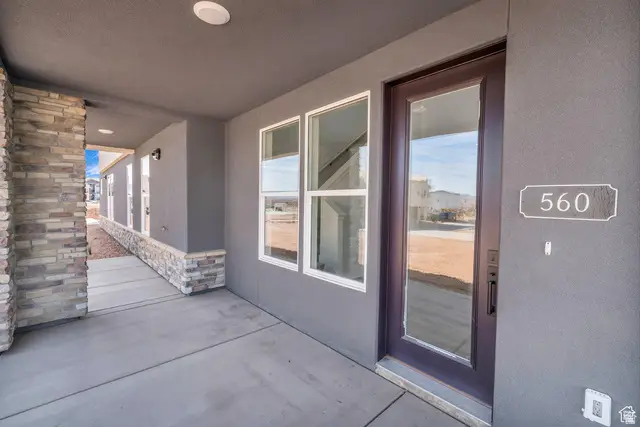 560 W Aqua Cove, Saint George, UT 84790 - #3