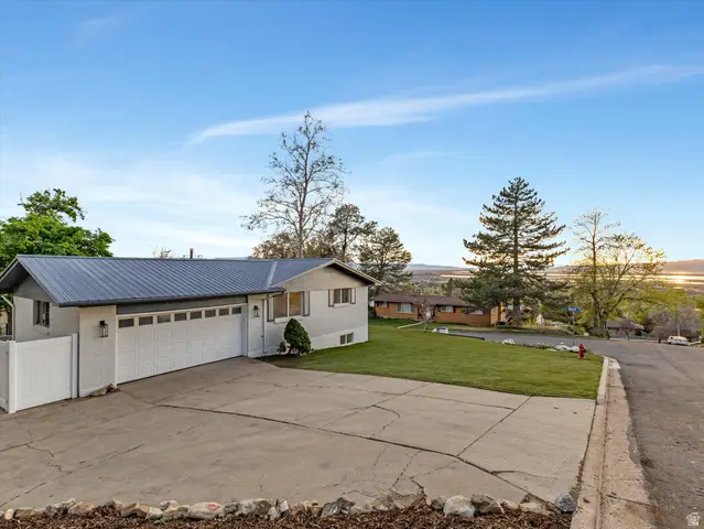1092 N 500 E, Centerville, UT 84014 - #3