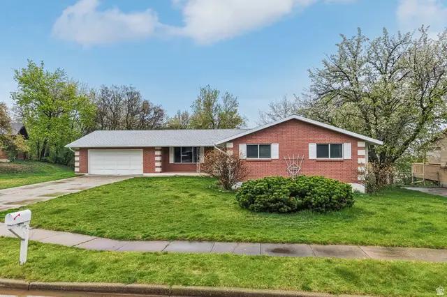 2826 E Brinton Cir, Layton, UT 84040 - #3