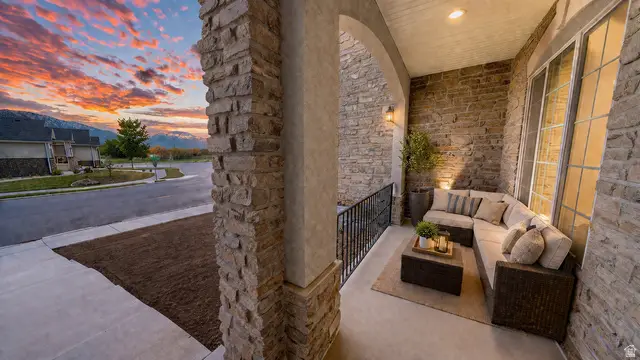 1073 N Titan Dr, Lehi, UT 84043 - #3