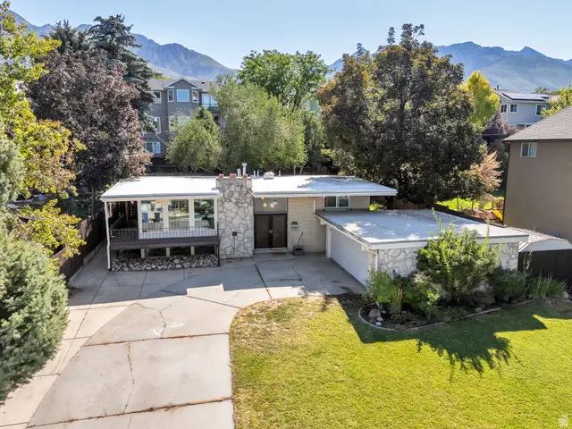 6557 S 2600 E, Cottonwood Heights, UT 84121 - #1