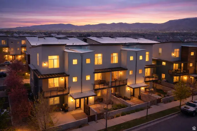 5107 W Ashfield Dr, Herriman, UT 84096 - #1