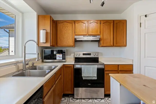 7636 W Jefferson Rd, Magna, UT 84044 - #3